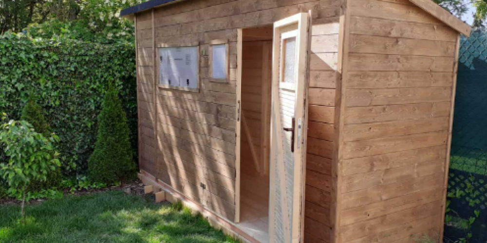Create a Beautiful Back garden back garden Characteristic possessing a Timber produced Backyard Gazebo
